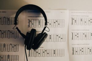 critica musical servicios yami cabrera